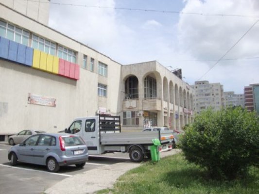 Teatru: 